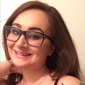 Meet your Posher, Faith